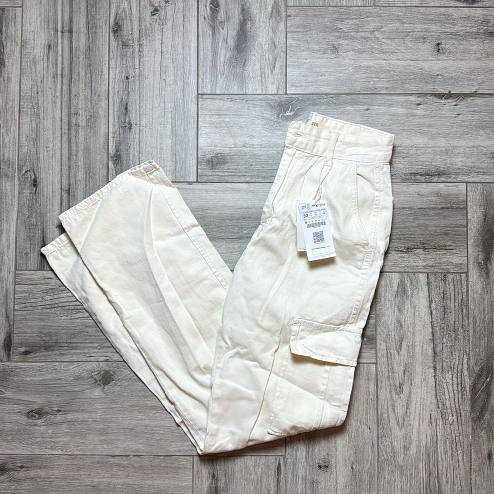 Stradivarius Womens Beige Classic Straight Leg Cargo Pants Size 0 NWT
